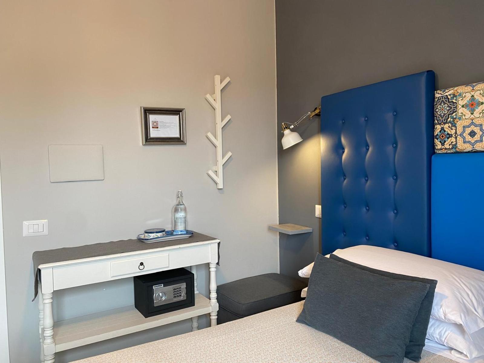 B&B Il Duca D'Amalfi Salerno Habitación foto